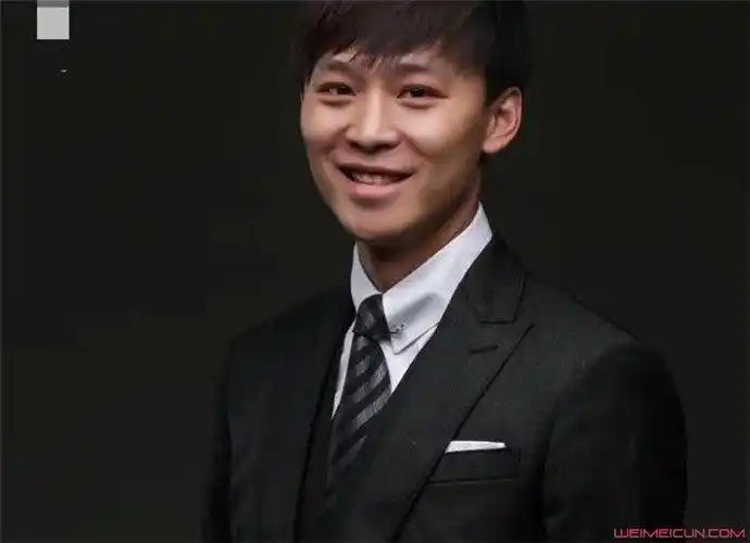 郑爽男友张恒个人资料 扒一扒张恒背景不简单父母超有钱