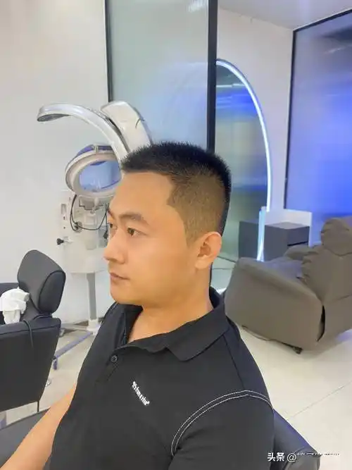 今秋换发型,就选这4种,想不帅都难_男士_头发_时尚