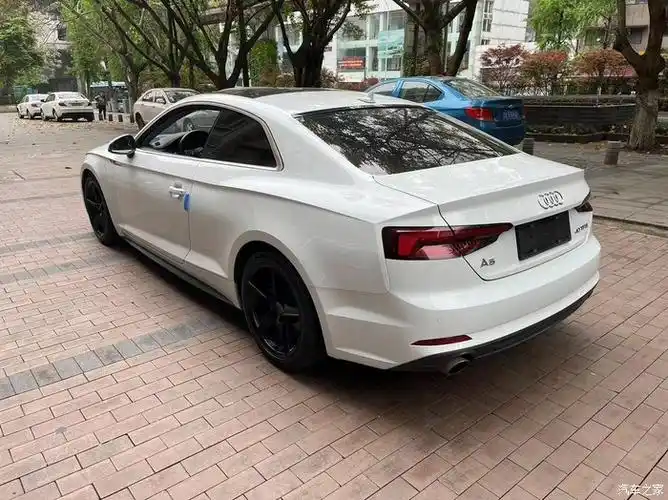 20款奥迪a5轿跑40tfsi时尚安全行驶88万公里