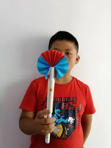 创意班作品集:魔法扇子!