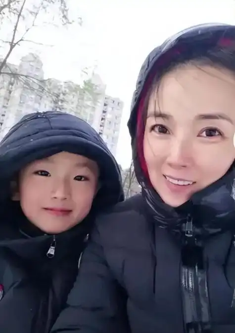 管彤结过几次婚