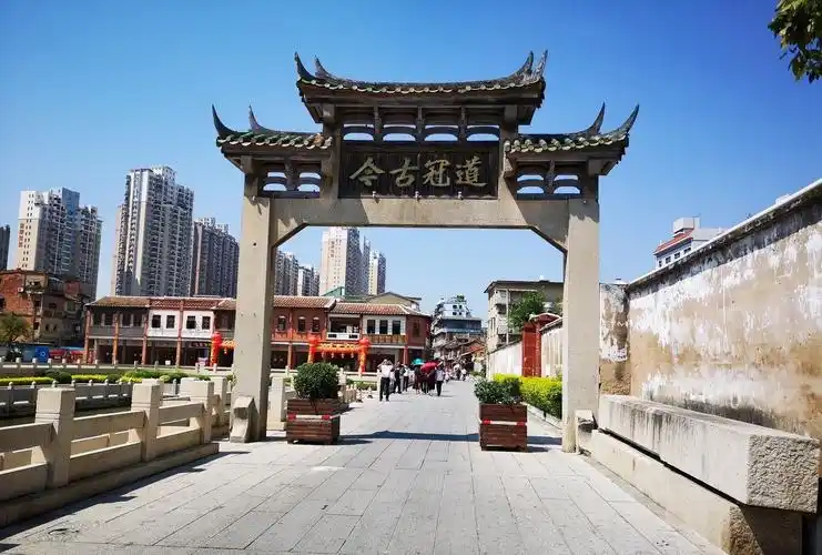 漳州古城地处商贸繁华的城市中心区,又是历史建筑集中的老城区