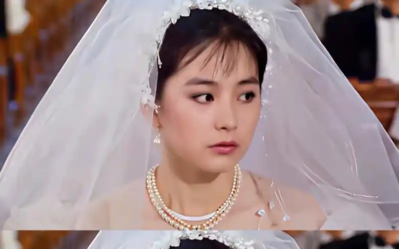 林青霞年轻时美得不可方物,如浩瀚繁星点点,绚丽夺目