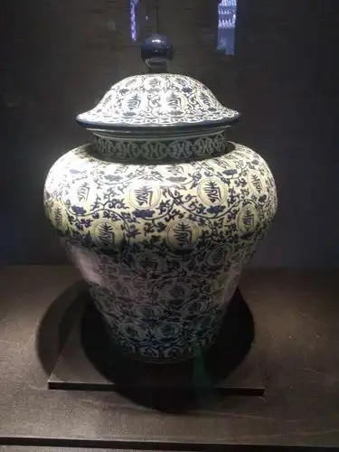 故宫明清国宝瓷器展示