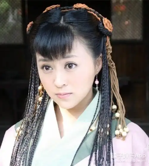 好久不见还珠格格里的丫鬟彩霞现在长这样