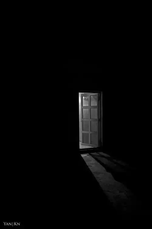 伤感意境背景图手机壁纸qq微信说说精美配图不透明度恐怖