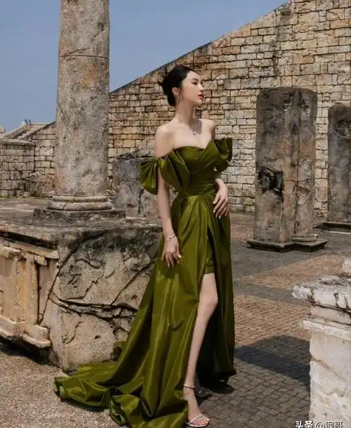 《以爱为营》女演员身高:白鹿165,董璇168,曾黎170有点没想到