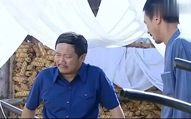 谢广坤大闹王老七家七哥对小蒙大怒气的狠狠打了自己两耳光