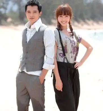 唐嫣邱泽合照图片 爱情睡醒了