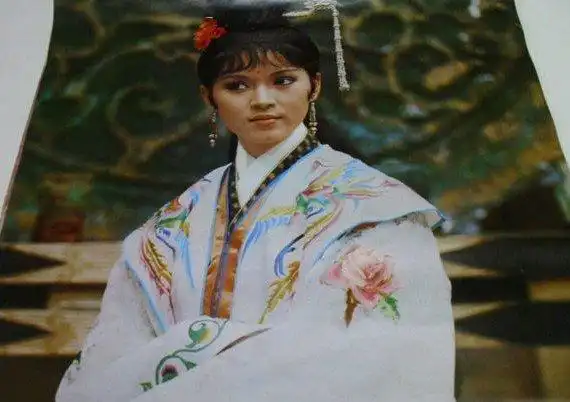 韩湘琴与老公唐威结婚多年,感情一直都很好,韩湘琴与老公唐威也会一起