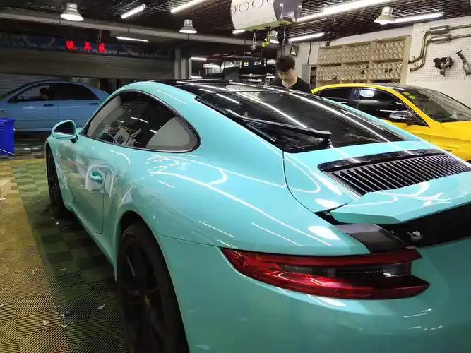 只为她那一丝微笑保时捷911改色亮蒂芙尼蓝