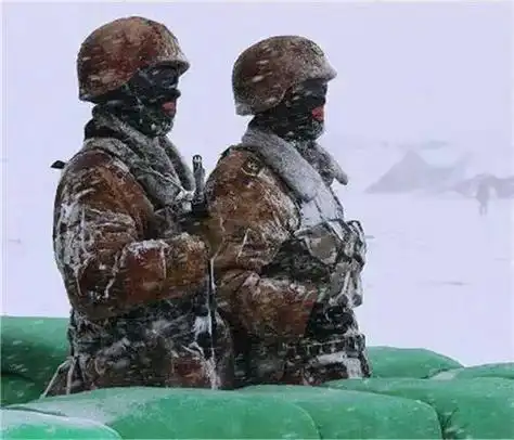 致敬边防战士#致敬边疆守卫者 #为我们有个强大的祖国而骄傲  - 抖音