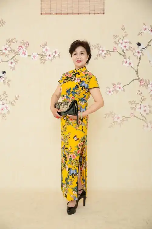 收藏退休后的业余生活旗袍照 - 美篇