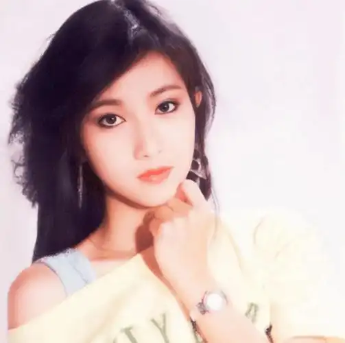 传奇》演员对比,采因儿女双全很幸福,梁连变得认不出_许仙_观众_叶童