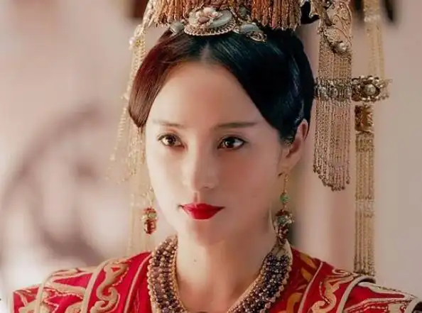 10版皇后娘娘个个美若天仙但最美的一版并不是林心如