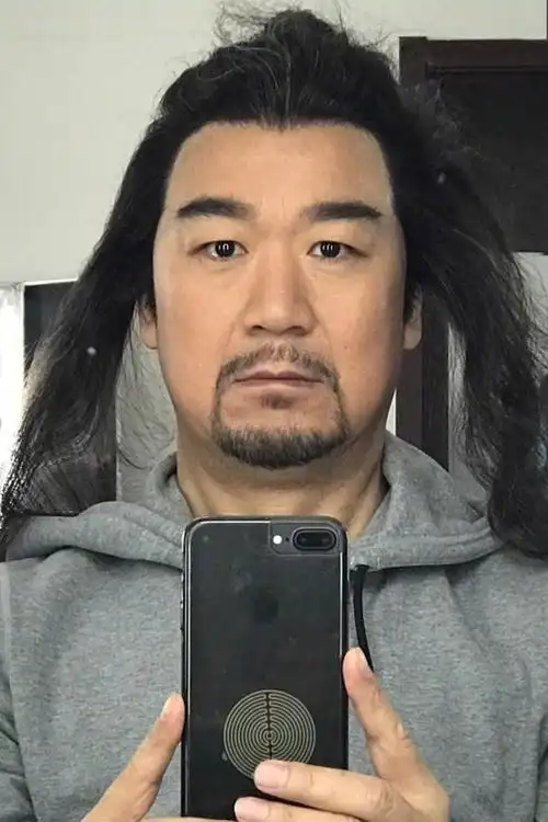 盘点娱乐圈敢于扮丑玩自拍的十位明星你觉得谁扮的最丑