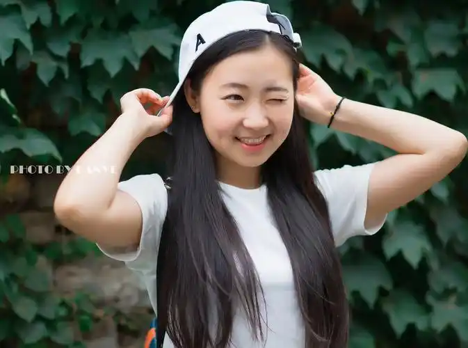 青纯美女小酒窝 水晶葡萄 鲜花  6 可爱清爽的妹子.