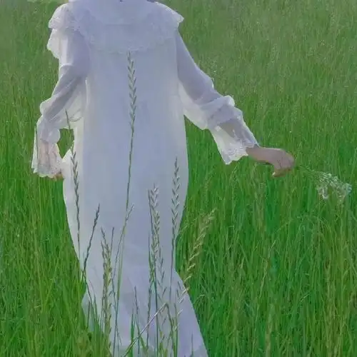 朋友圈背景头像超好看的套图