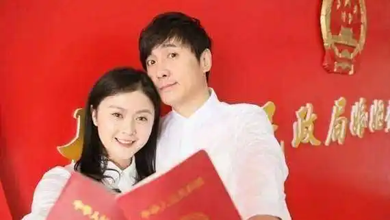 沈腾微博宣布当爸,短短12字尽显幽默,西虹市片尾似乎早有暗示!