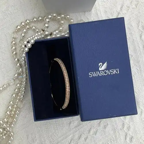 施华洛世奇手镯