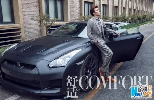 组图:冯绍峰登封面专访 电影"白日梦"终实现