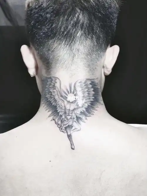 权志龙同款堕落天使纹身