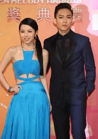 邓紫棋男友林宥嘉将加盟我是歌手2 低调恋情高调曝光