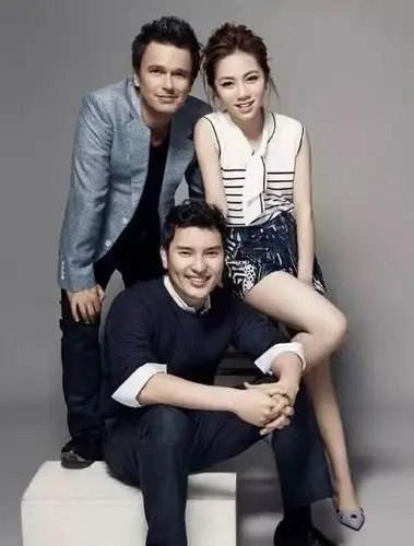 邓紫棋名字不能用?网友帮着取新名,蜂鸟张丹:不要作太多揣测