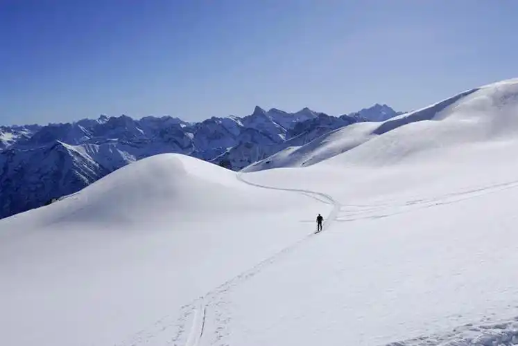 锻炼,旅游,度假,运动,山,山脉,雪,雪山,大雪,仅一个男性,仅一个人