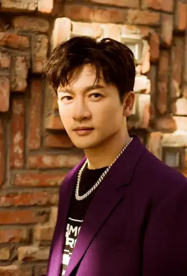 苏有朋紫色西装帅气写真图片67