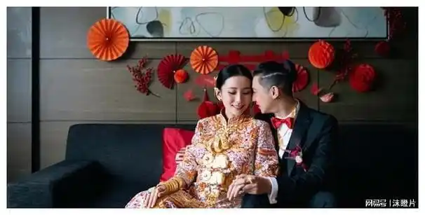 香港人气女星文凯玲在星级酒店结婚,为老公主动收起性感|王晶|模特|晶