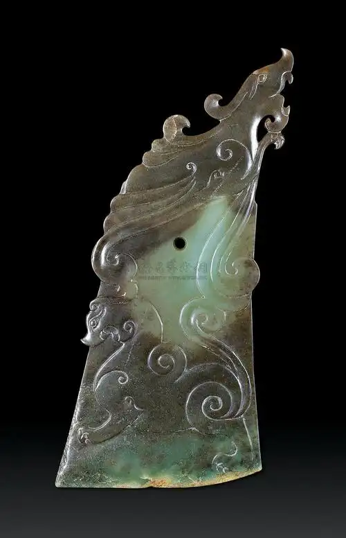 1108齐家文化神兽纹玉斧