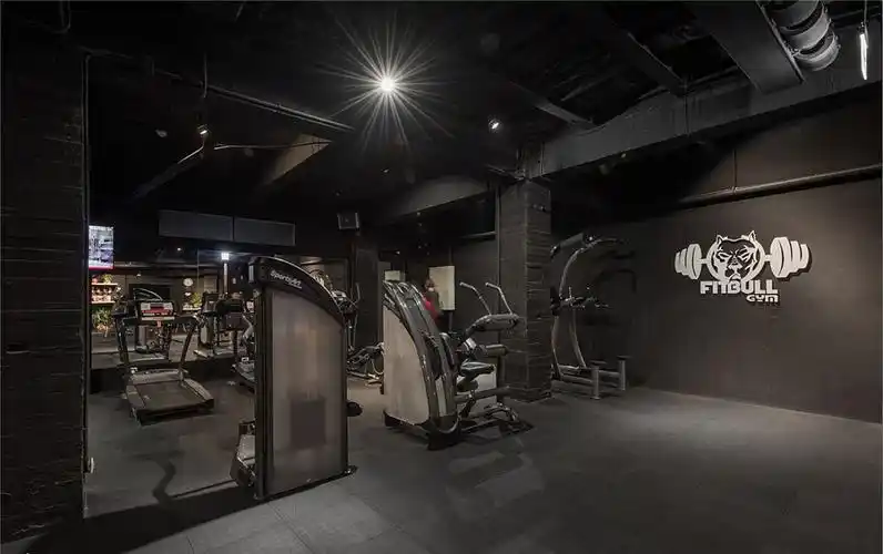成都健身房设计工业风健身房装修
