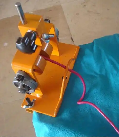 五金工具 手动工具 萦磐 手动废旧电缆拔电线剥线机废线剥皮机拨线钳