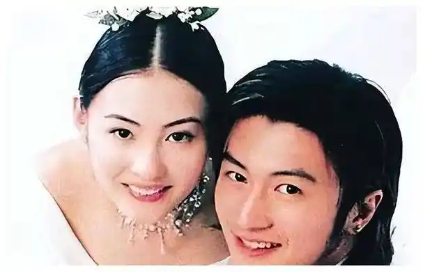 《谢霆锋与张柏芝:深情回忆,爱情如潮水》_感情_爱的_世界