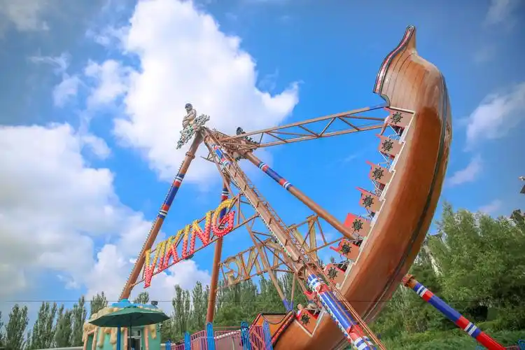 【想体验不一样的假期,就到大同方特,游玩与挑战同行更过瘾】 每到