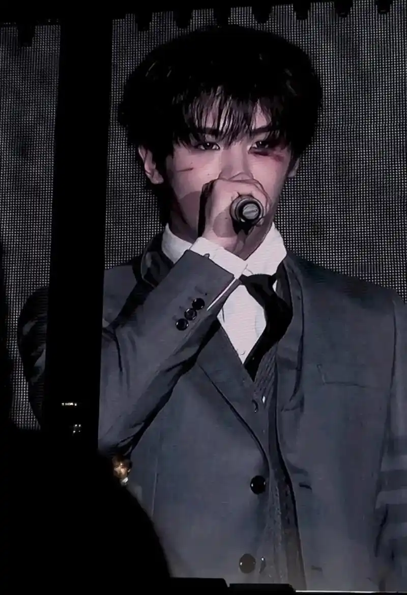 黄明昊justin - 抖音