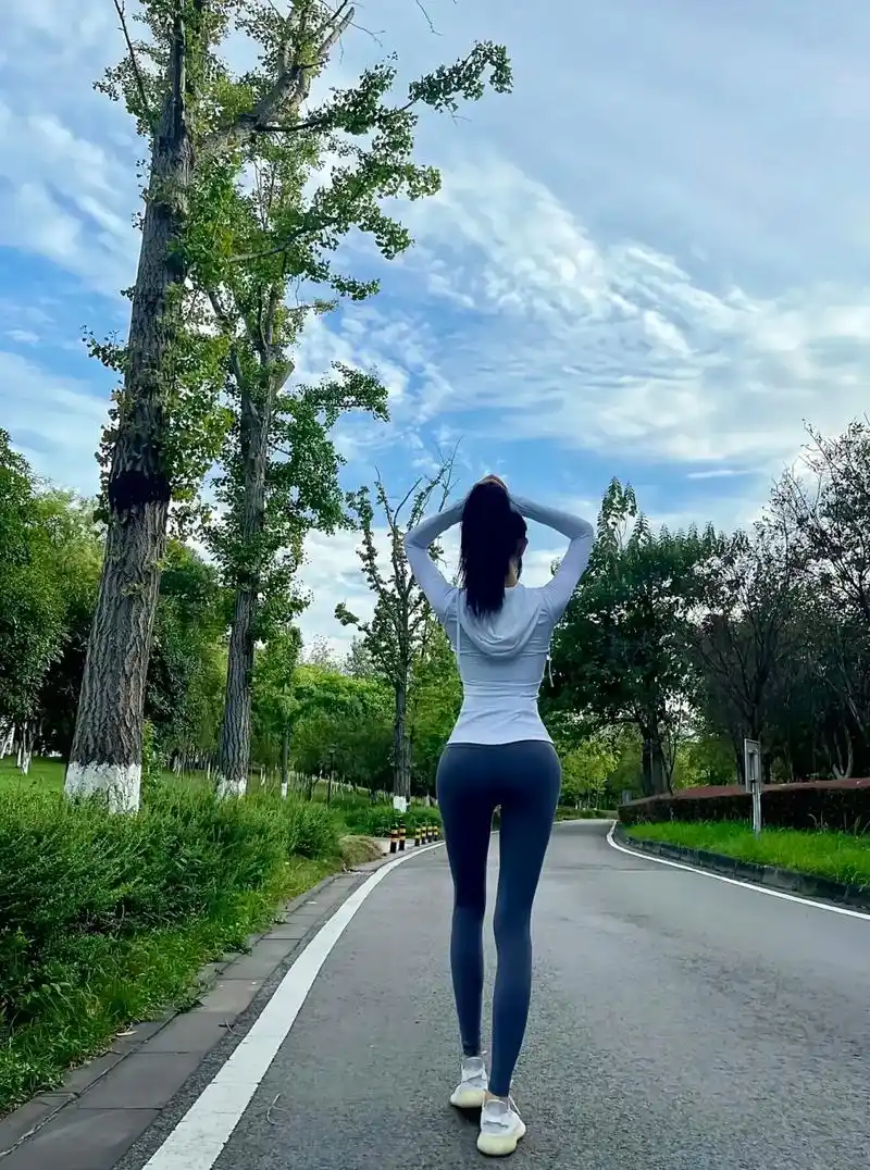 如果找女朋友,就凭这背影,就凭这身材,你还需要看她长得怎么样吗?