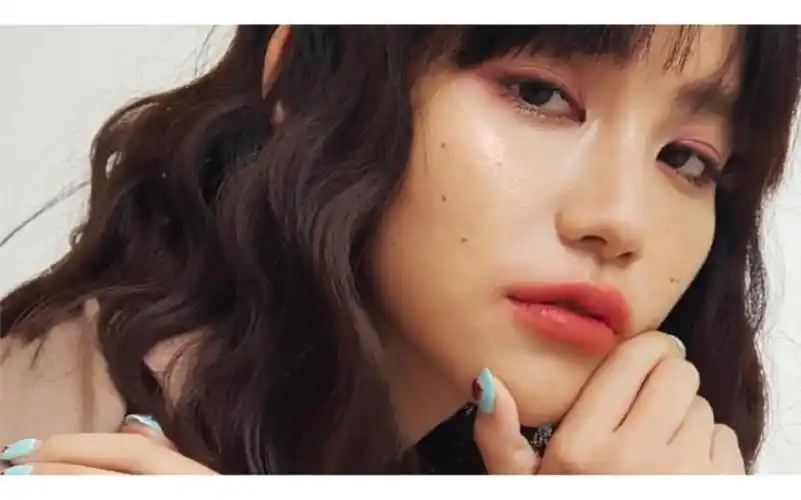 kittychichaa禁忌女孩nanno的日常照片27岁演高中生毫无违和感