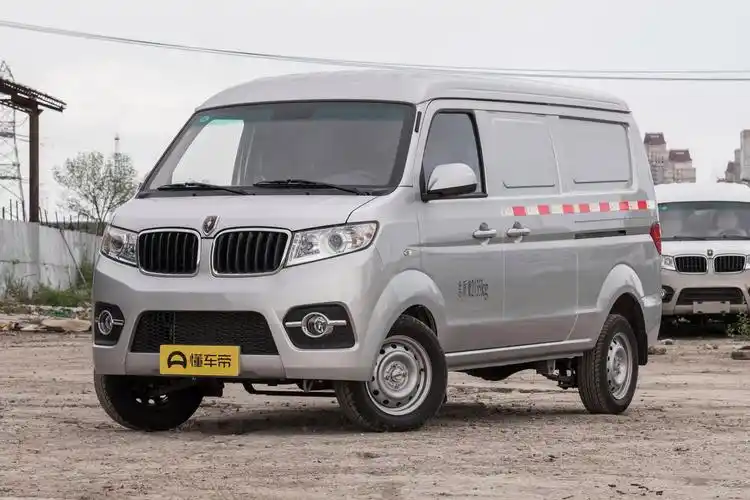 华晨金杯9座面包车价格(新车) - 四帝国车市