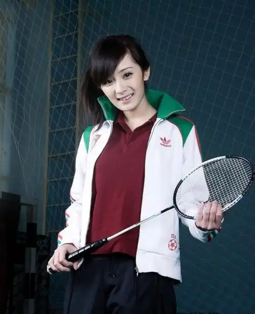 杨幂早期羽毛球运动写真