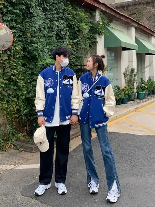 170178情侣穿搭棒球服真写了情侣名字了