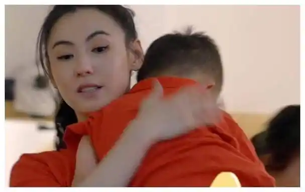 谢贤逼害谢霆锋,王菲怒火中烧!_孩子_复合_绯闻