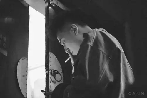 秦霄贤 - 褚听听.