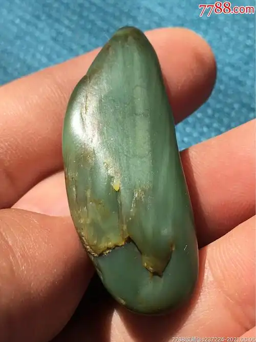 原石,沙枣青标本,45×17×9,11克