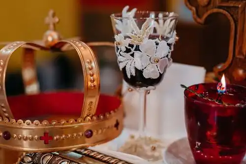 加冕, 冠, 红酒, 烛光, 宗教, 仪式, 蜡烛, 室内设计, 婚礼, 浪漫