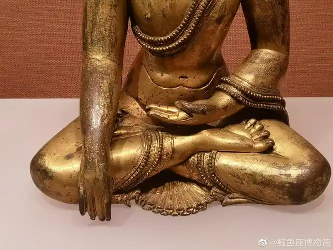 好久没有发图了来一波精美的佛造像元代藏中风格的佛造像