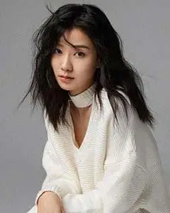 演艺经历《美丽俏佳人》小p老师新书签售会《西街网与鸿星尔克 》签约