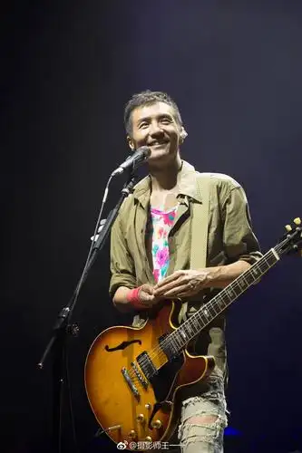 从抑郁少年到文艺大叔:归来的朴树可以不忧伤