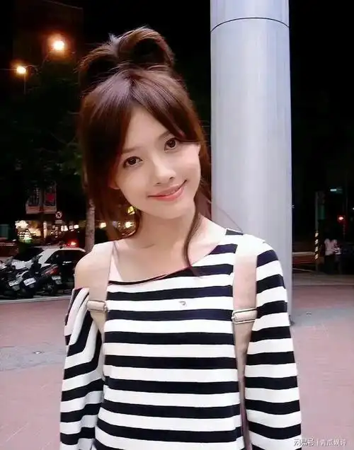 郭碧婷早期的一些照片,是真的很有台妹那种纯欲的感觉